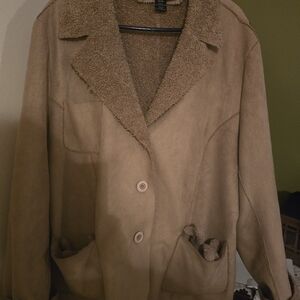 Venezia Women's PLUS Suede look coat with fur lining and matching gloves